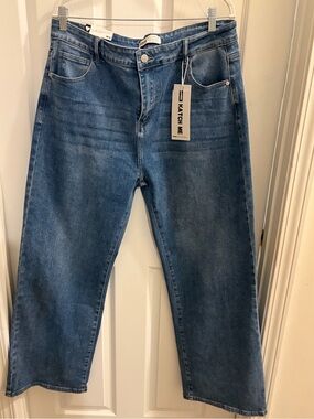 Katch Me Wide Leg  Mid-Blue Jeans